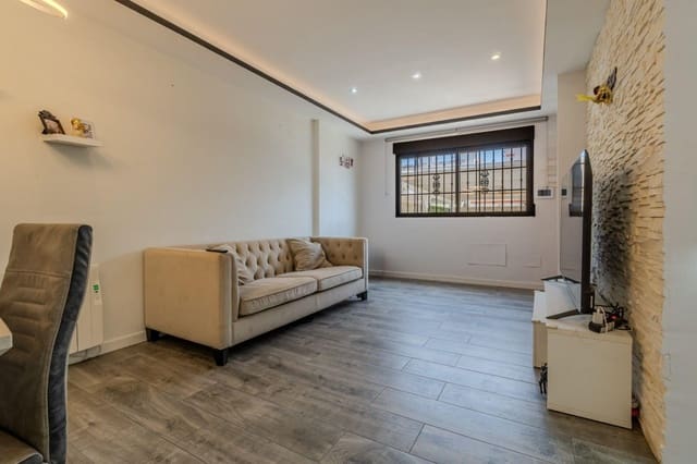 3 sovrum Radhus till salu i Aguas Nuevas, Torrevieja med pool - 305 000 € (Ref: 10011480)