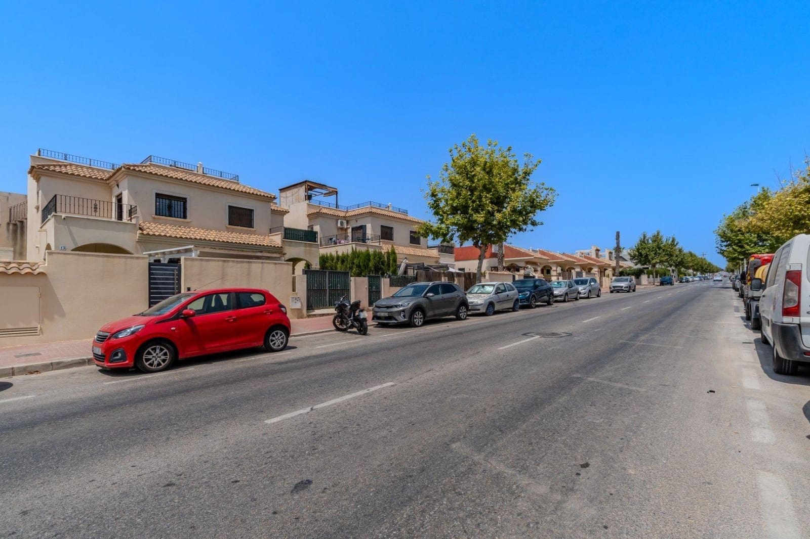 3 sovrum Radhus till salu i Aguas Nuevas med pool - 305 000 € (Ref: 10011480)