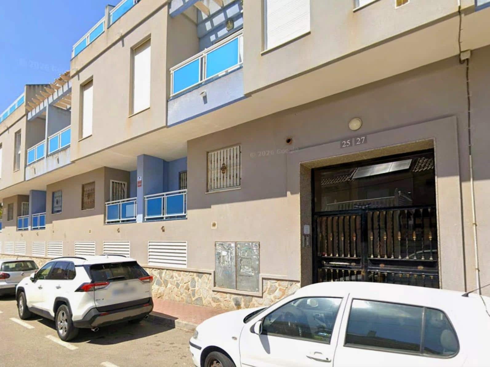 2 soveværelse Lejlighed til salg i Torrevieja med swimmingpool - € 199.000 (Ref: 10013356)