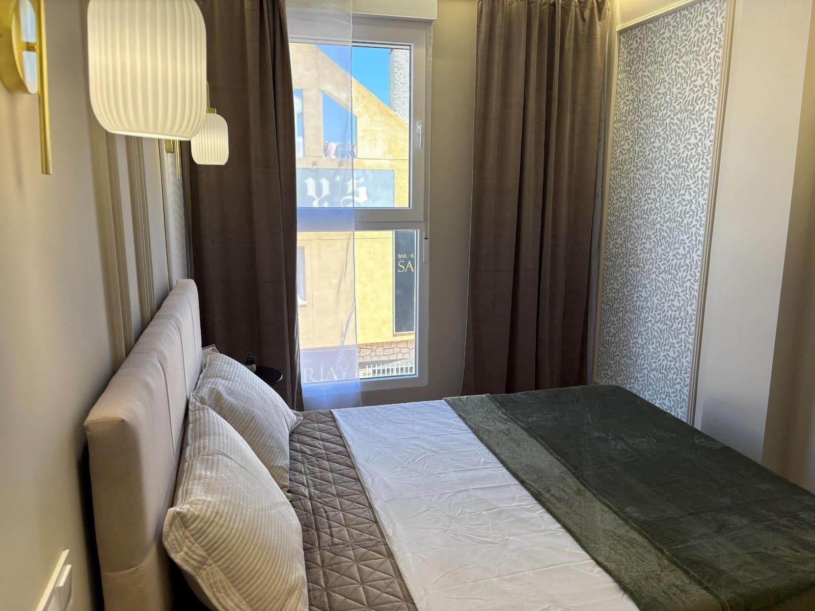 2 soveværelse Lejlighed til salg i Torrevieja med swimmingpool - € 199.000 (Ref: 10013356)