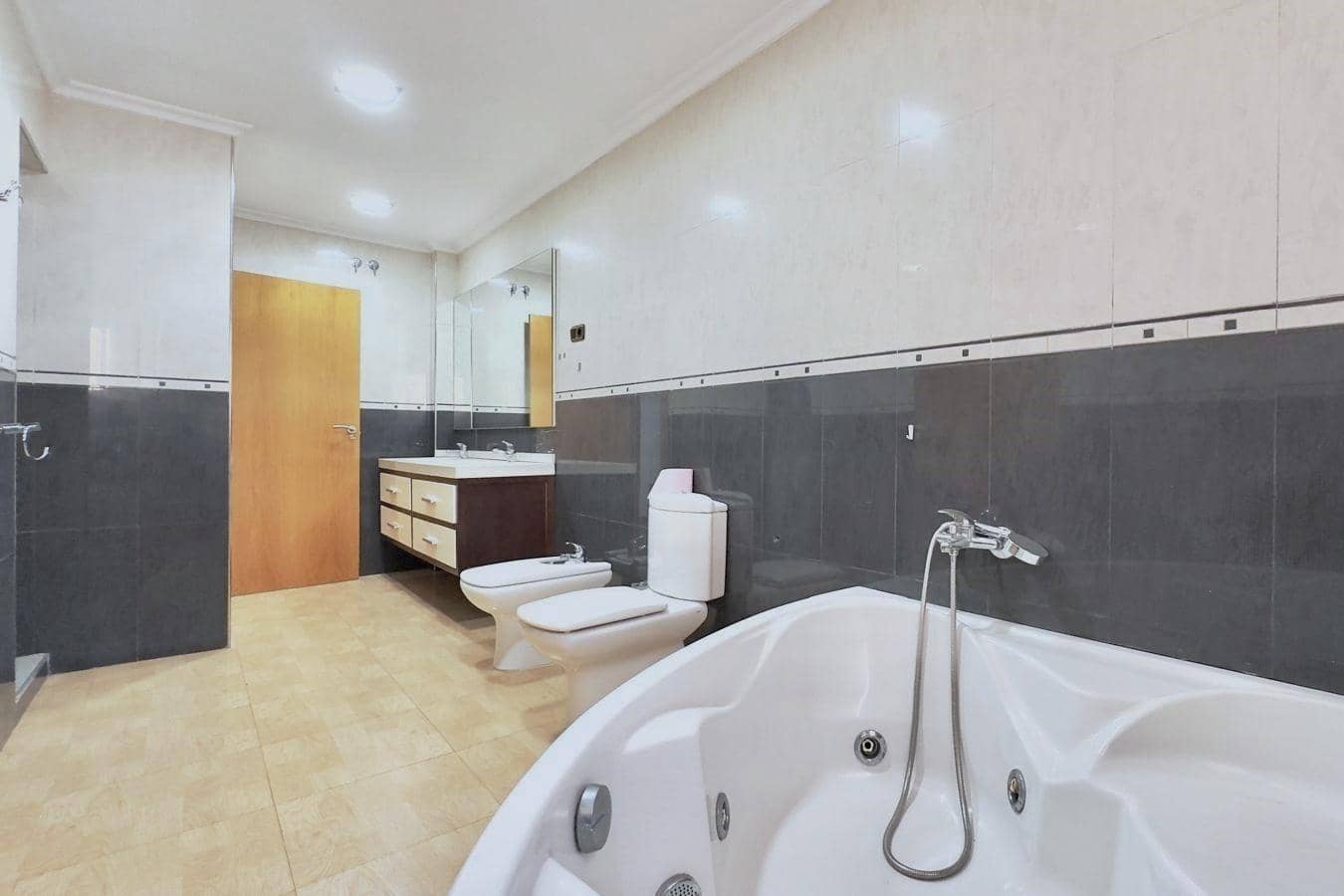 3 quarto Penthouse para venda em Torrevieja - 189 900 € (Ref: 10017531)