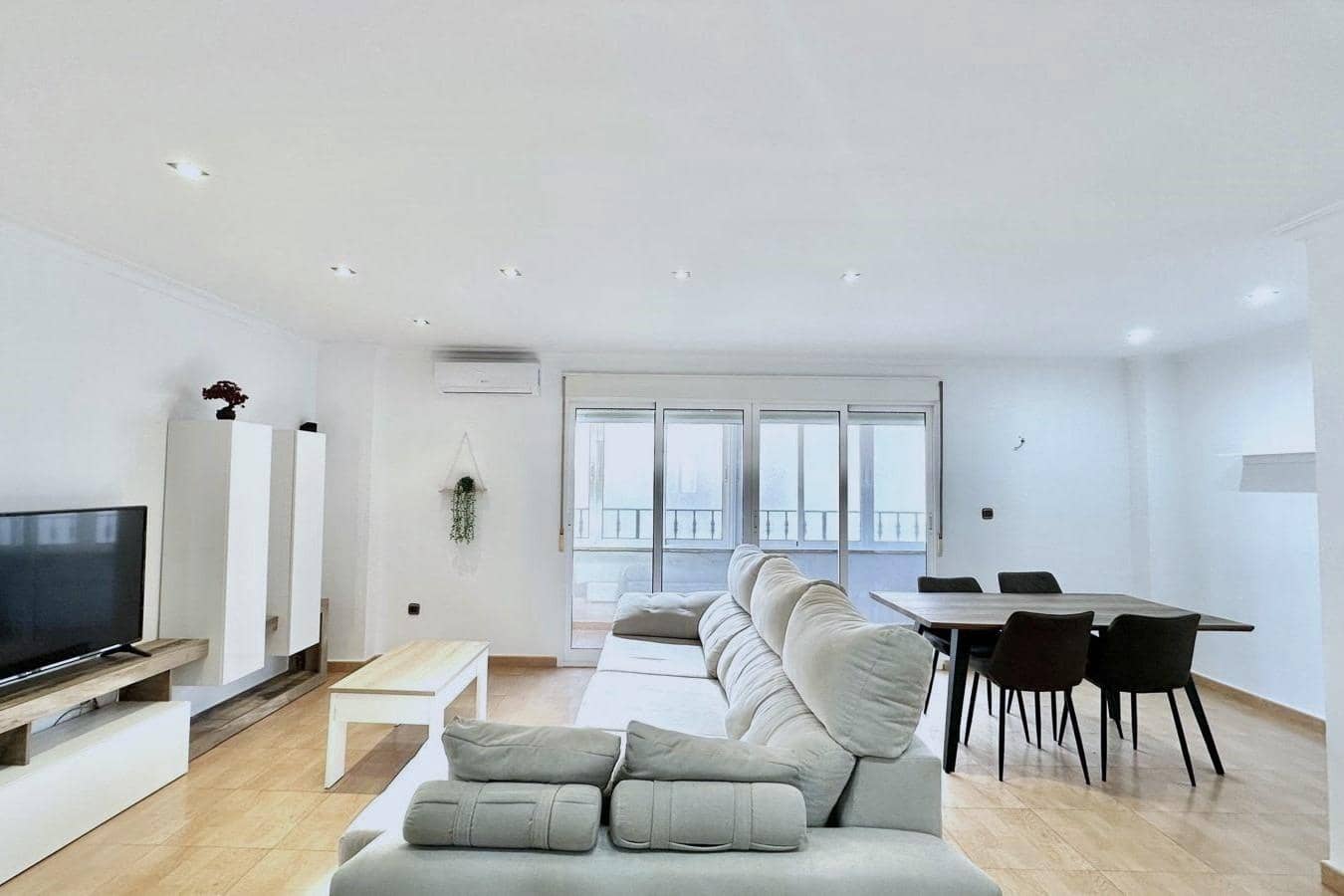 3 quarto Penthouse para venda em Torrevieja - 189 900 € (Ref: 10017531)