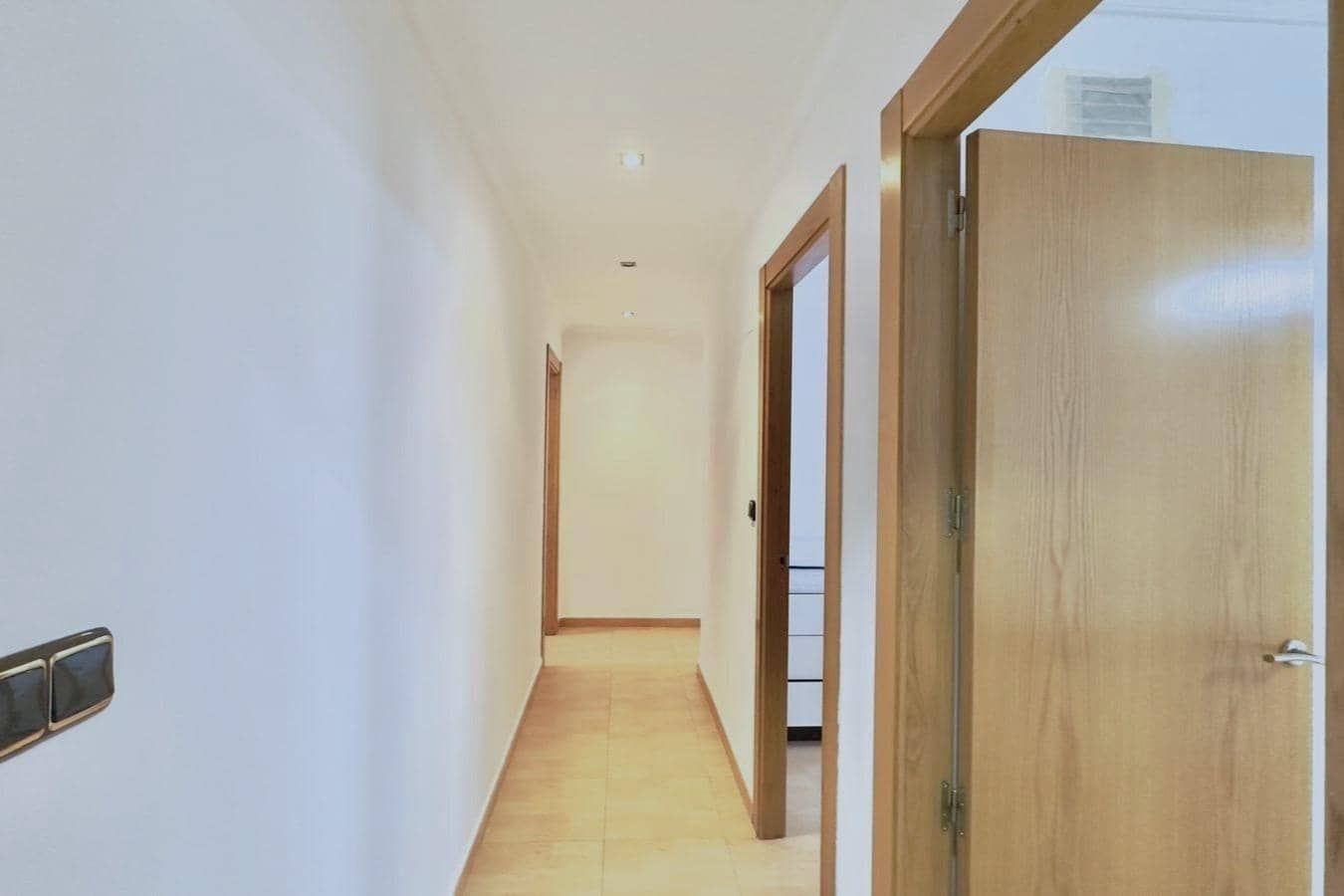 3 quarto Penthouse para venda em Torrevieja - 189 900 € (Ref: 10017531)