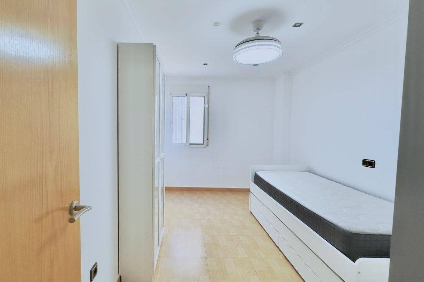 3 quarto Penthouse para venda em Torrevieja - 189 900 € (Ref: 10017531)