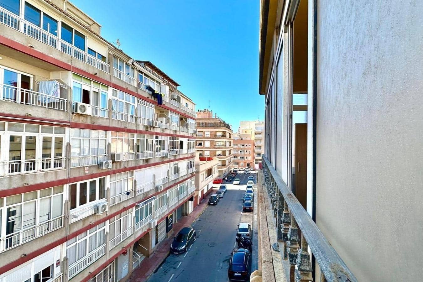 3 quarto Penthouse para venda em Torrevieja - 189 900 € (Ref: 10017531)