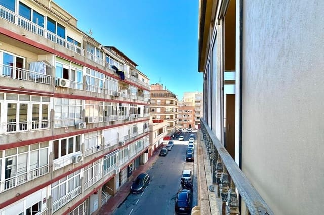 3 bedroom Penthouse for sale in El Molino, Torrevieja - € 189,900 (Ref: 10017531)