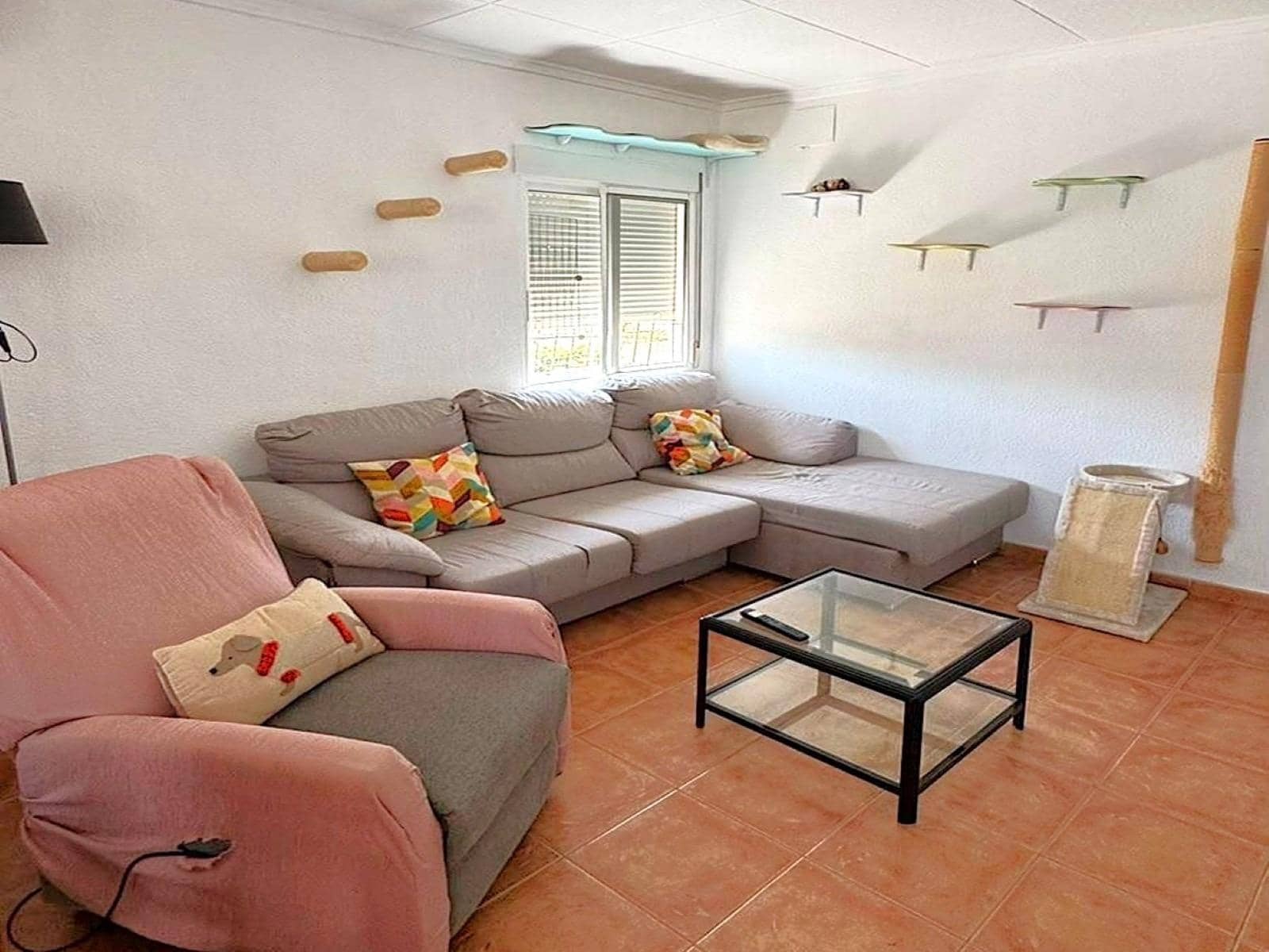 5 sypialnia Dom blizniak na sprzedaż w El Chaparral z basenem garażem - 345 000 € (Ref: 10018555)
