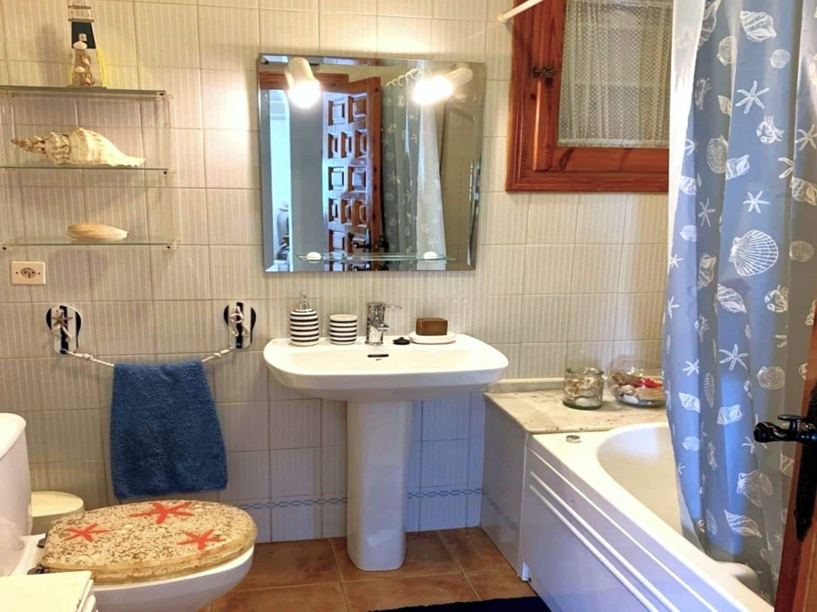 5 sypialnia Dom blizniak na sprzedaż w El Chaparral z basenem garażem - 345 000 € (Ref: 10018555)