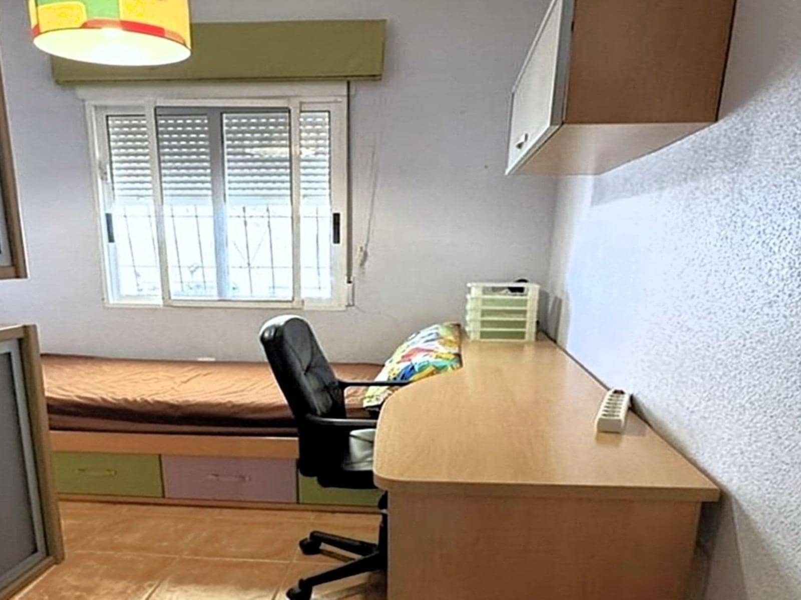 5 sypialnia Dom blizniak na sprzedaż w El Chaparral z basenem garażem - 345 000 € (Ref: 10018555)