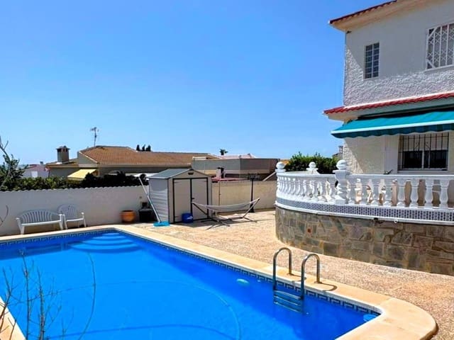 5 sypialnia Dom blizniak na sprzedaż w El Chaparral, Torrevieja z basenem garażem - 345 000 € (Ref: 10018555)