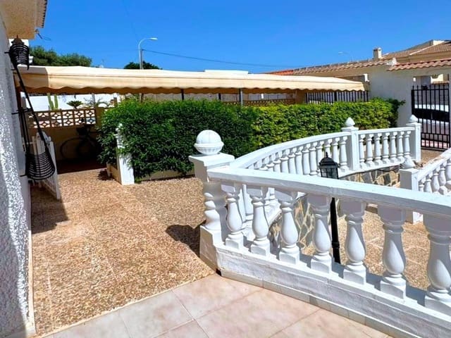 5 sypialnia Dom blizniak na sprzedaż w El Chaparral, Torrevieja z basenem garażem - 345 000 € (Ref: 10018555)