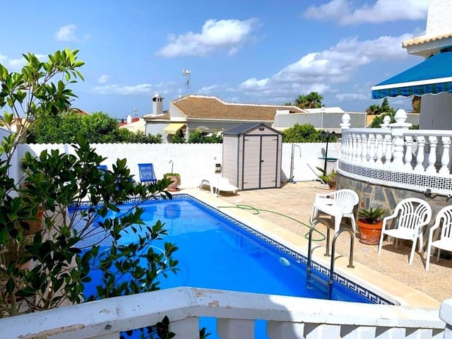 5 sypialnia Dom blizniak na sprzedaż w El Chaparral, Torrevieja z basenem garażem - 345 000 € (Ref: 10018555)