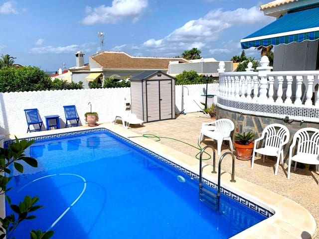 5 sypialnia Dom blizniak na sprzedaż w El Chaparral, Torrevieja z basenem garażem - 345 000 € (Ref: 10018555)