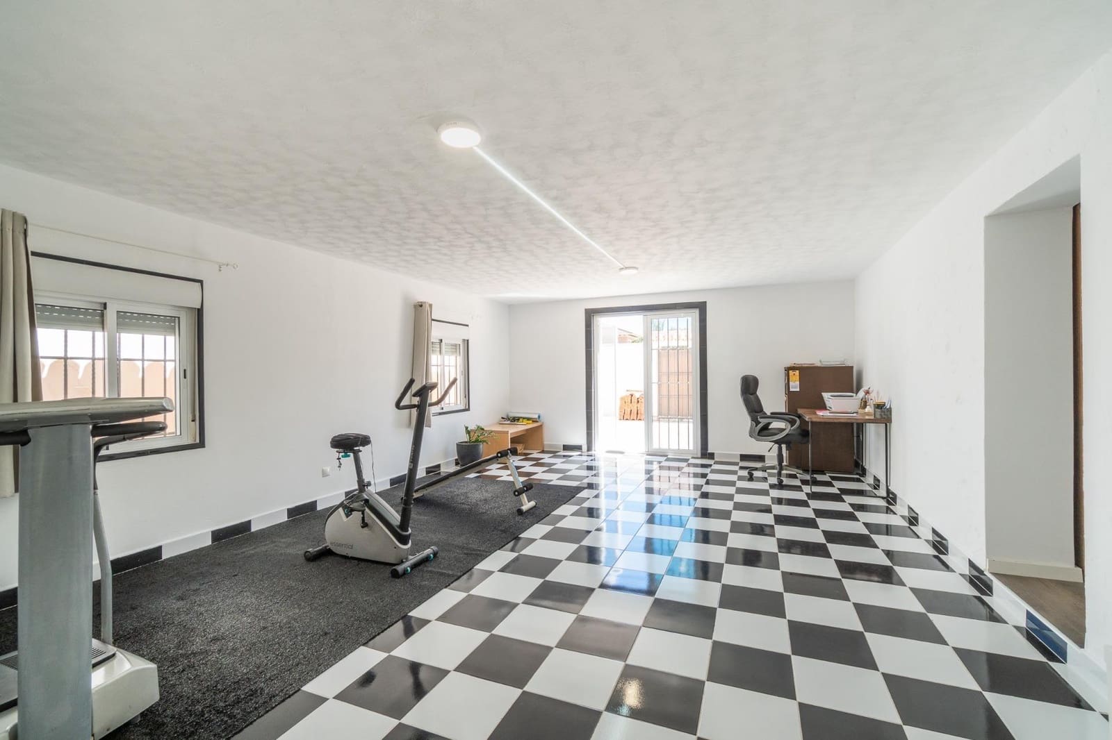 4 chambre Villa/Maison à vendre à Torrevieja avec piscine garage - 530 000 € (Ref: 10022496)