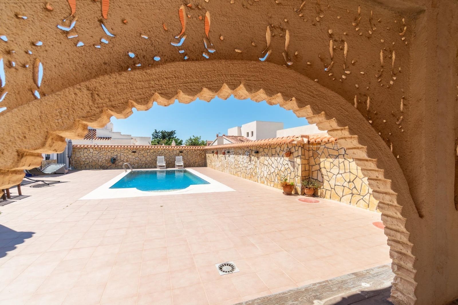 4 chambre Villa/Maison à vendre à Torrevieja avec piscine garage - 530 000 € (Ref: 10022496)