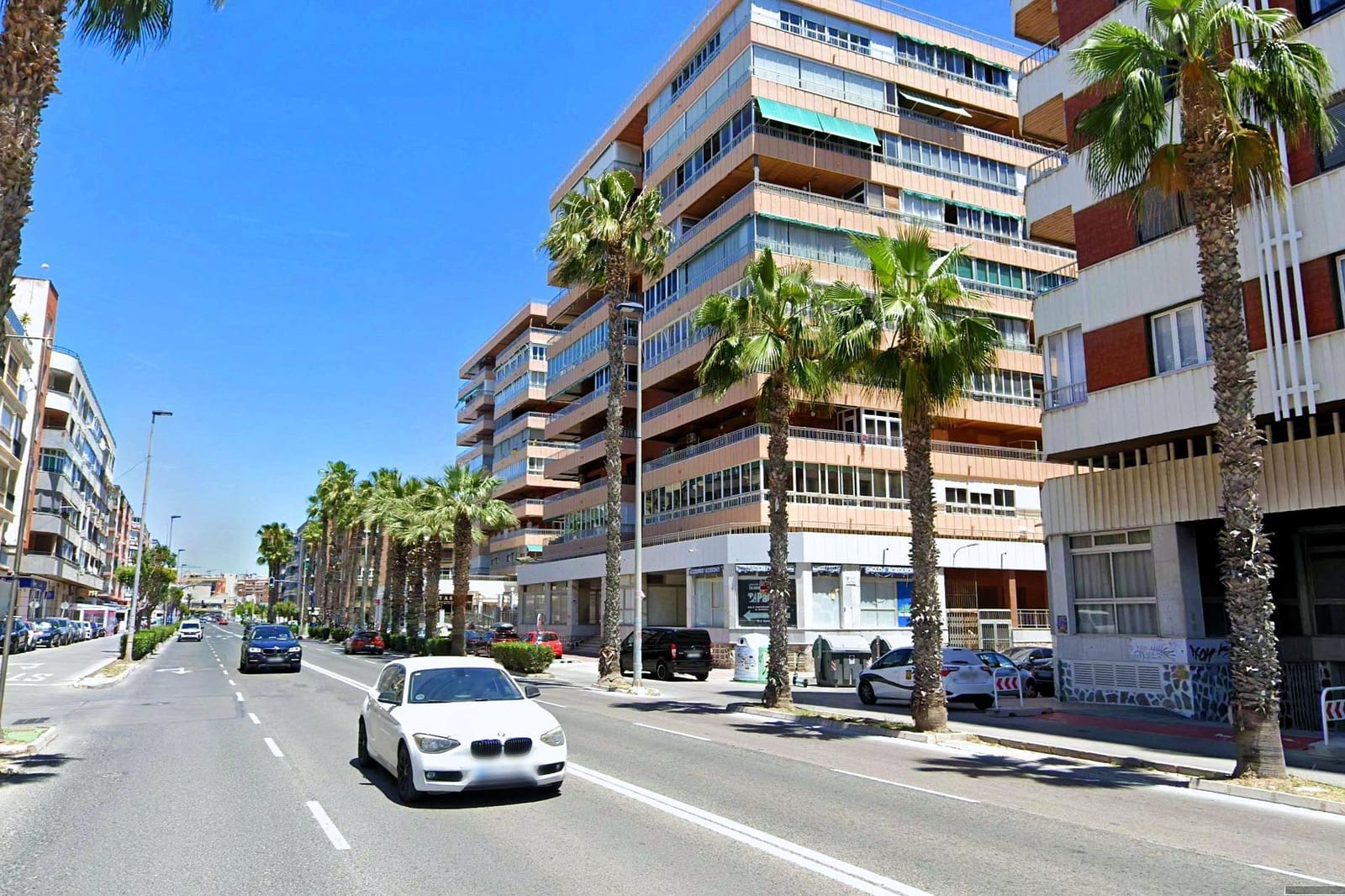 Apartamento de 3 habitaciones en Torrevieja en venta con piscina - 249.900 € (Ref: 10024157)