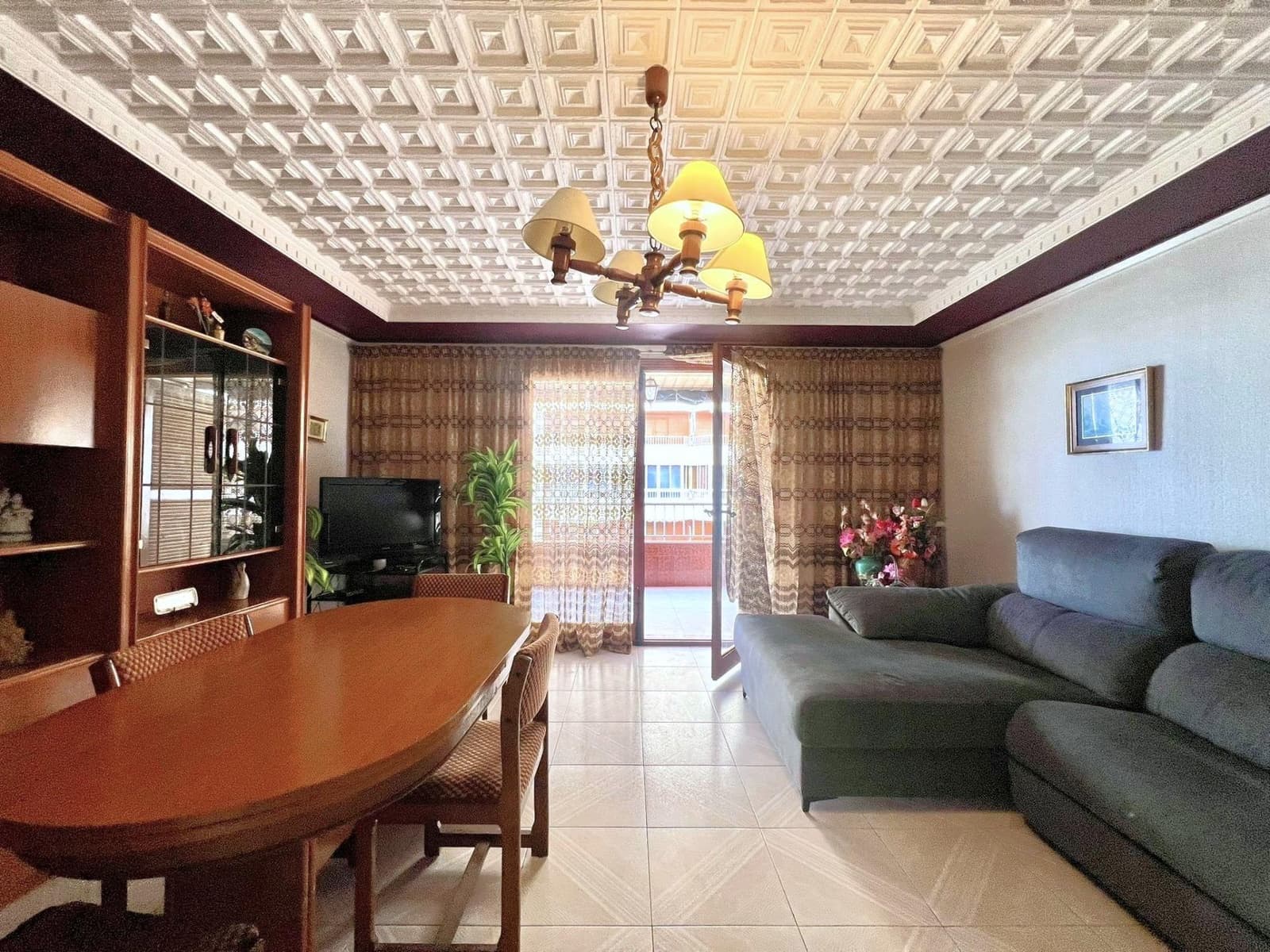 Apartamento de 3 habitaciones en Torrevieja en venta con piscina - 249.900 € (Ref: 10024157)