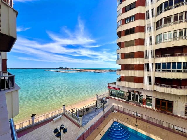Apartamento de 3 habitaciones en Playa del Acequión, Torrevieja en venta con piscina - 249.900 € (Ref: 10024157)