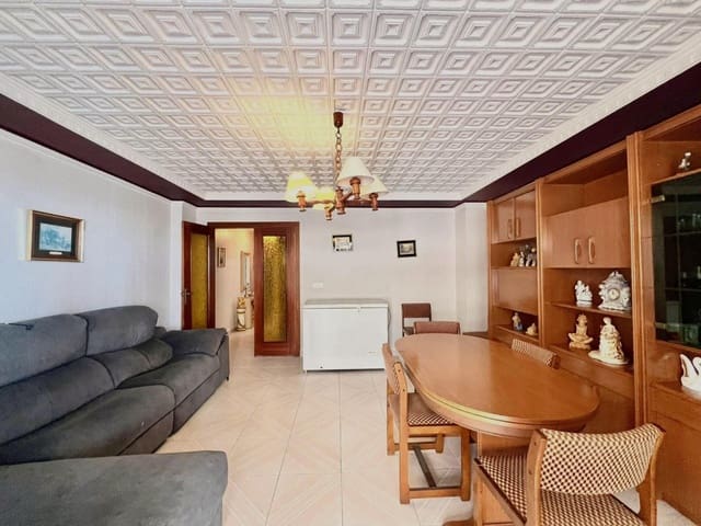 Apartamento de 3 habitaciones en Playa del Acequión, Torrevieja en venta con piscina - 249.900 € (Ref: 10024157)
