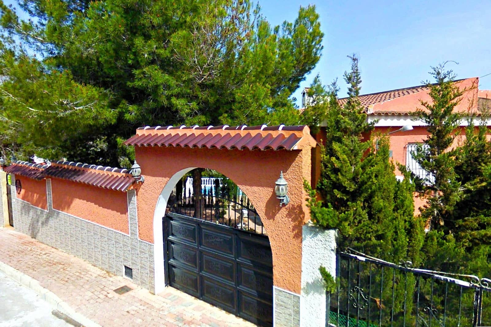 4 chambre Villa/Maison à vendre à Torrevieja avec piscine garage - 499 000 € (Ref: 10027344)