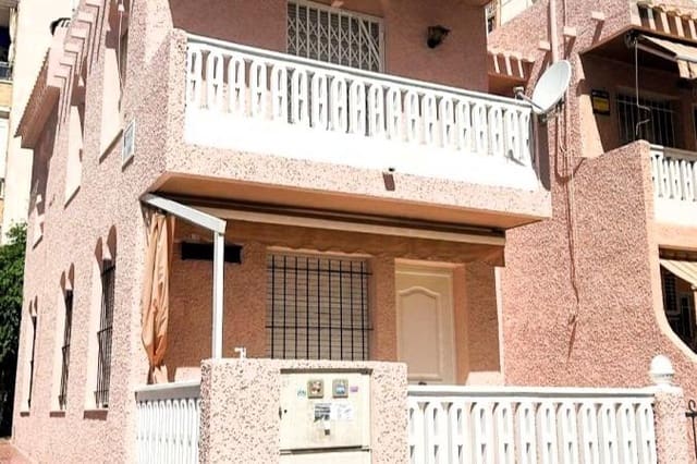 3 soveværelse Rækkehus til salg i Avenida Habaneras - Curva de Palangre, Torrevieja - € 230.500 (Ref: 10028891)