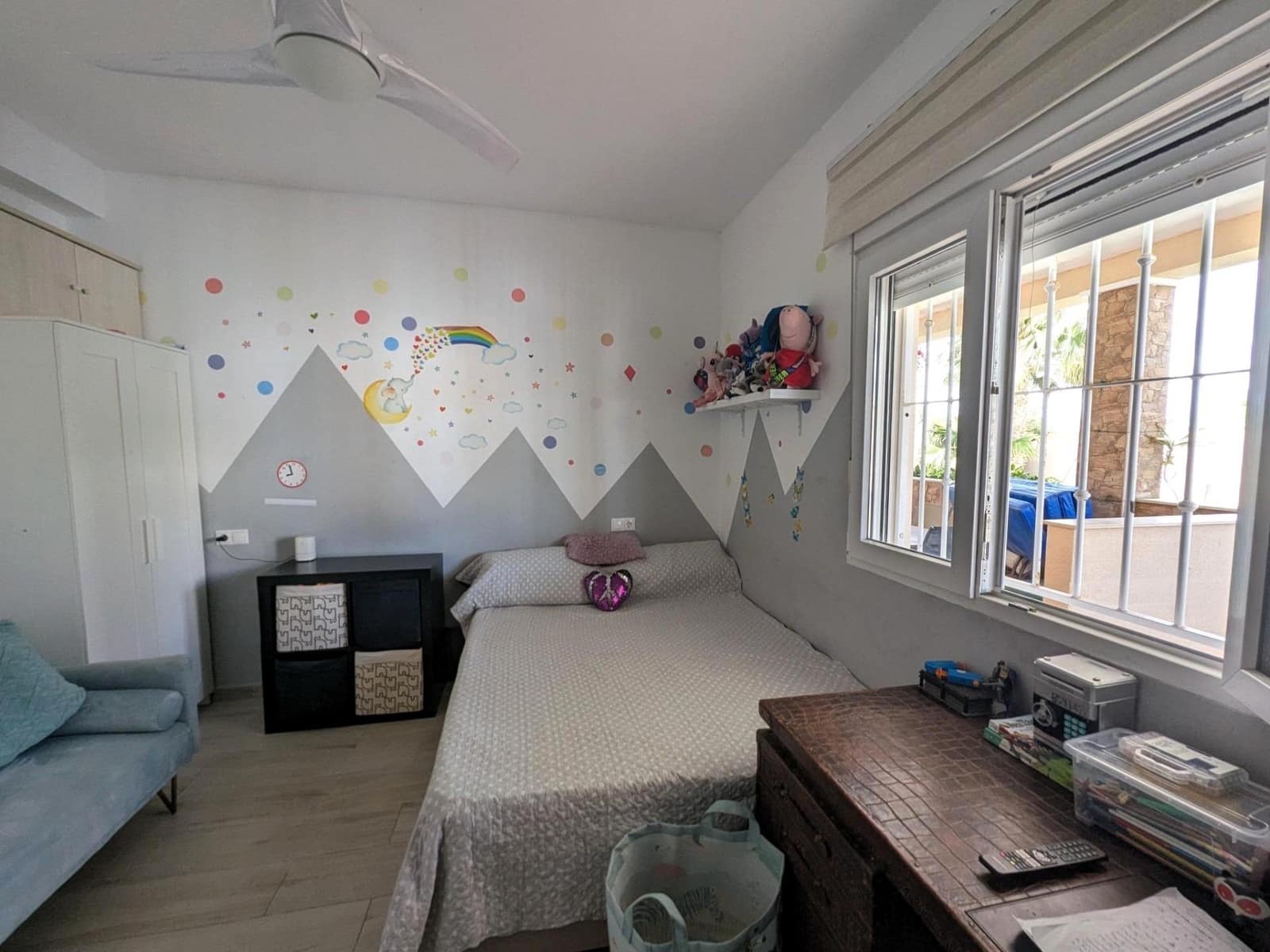 3 soverom Villa til salgs i Torrevieja med svømmebasseng garasje - € 410 000 (Ref: 10029437)