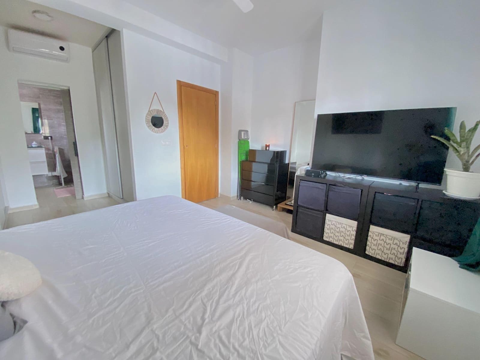 3 soverom Villa til salgs i Torrevieja med svømmebasseng garasje - € 410 000 (Ref: 10029437)