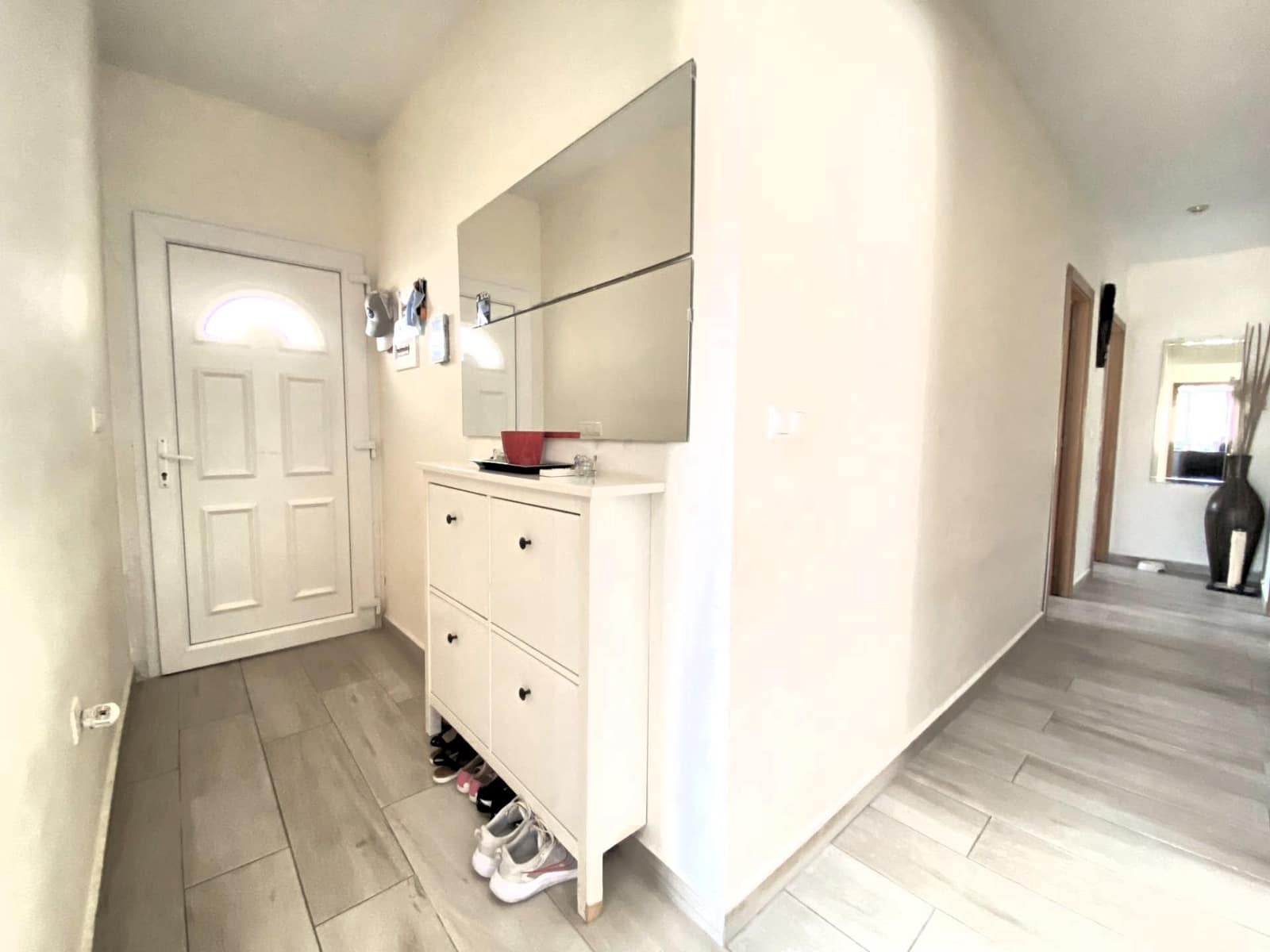 3 soverom Villa til salgs i Torrevieja med svømmebasseng garasje - € 410 000 (Ref: 10029437)