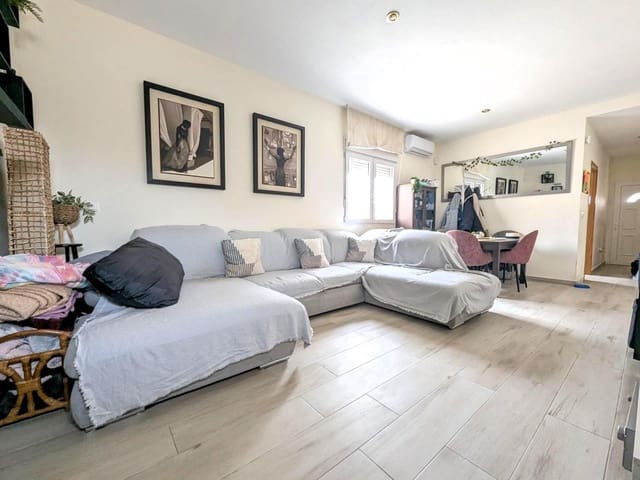3 soverom Villa til salgs i El Chaparral - La Siesta - La Torreta, Torrevieja med svømmebasseng garasje - € 410 000 (Ref: 10029437)