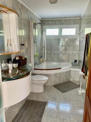 4 makuuhuone Huvila myytävänä paikassa Callosa d'En Sarria mukana uima-altaan - 523 950 € (Ref: 10030565)