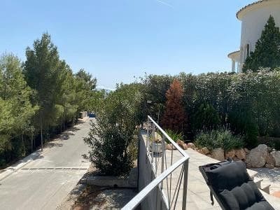 4 makuuhuone Huvila myytävänä paikassa Callosa d'En Sarria mukana uima-altaan - 523 950 € (Ref: 10030565)