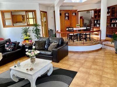 4 makuuhuone Huvila myytävänä paikassa Callosa d'En Sarrià mukana uima-altaan - 523 950 € (Ref: 10030565)