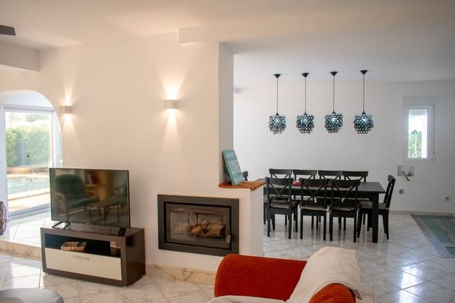 Chalet de 7 habitaciones en La Manga del Mar Menor en venta con piscina garaje - 990.000 € (Ref: 10030566)