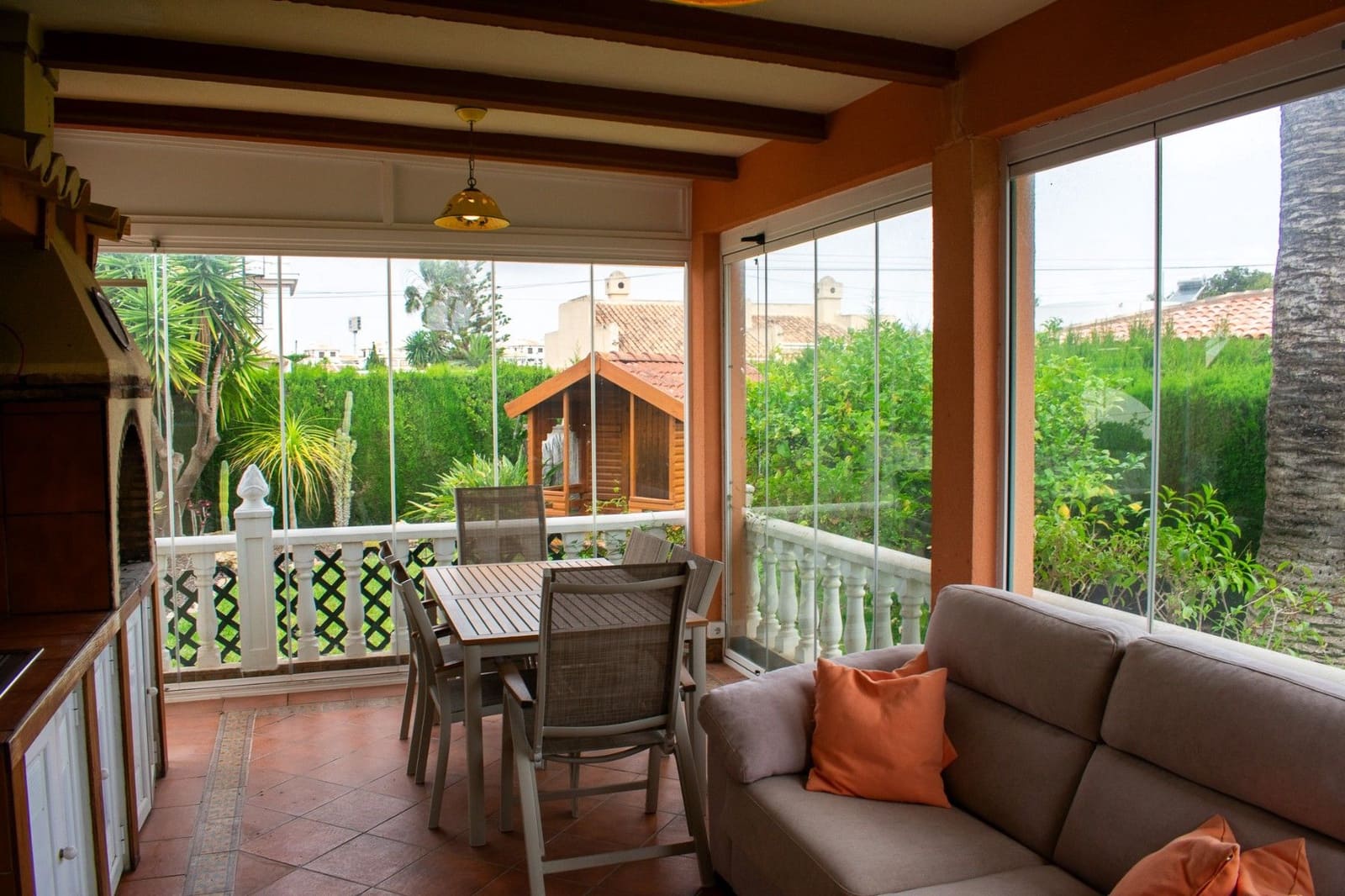 Pareado de 3 habitaciones en Orihuela Costa en venta con piscina garaje - 790.000 € (Ref: 10030567)