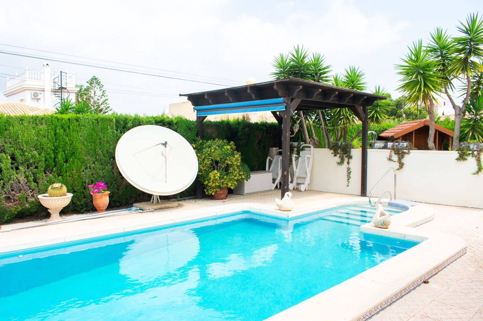 Pareado de 3 habitaciones en Orihuela Costa en venta con piscina garaje - 790.000 € (Ref: 10030567)