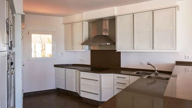 4 camera da letto Villa in vendita in Altea con piscina garage - 1.195.000 € (Rif: 10030569)