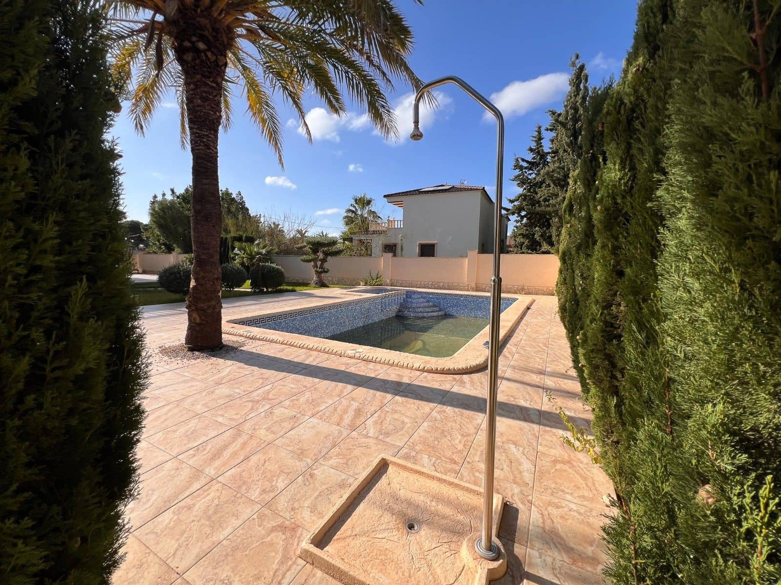 11 bedroom Villa for sale in Cabo Roig with pool - € 1,800,000 (Ref: 10030572)