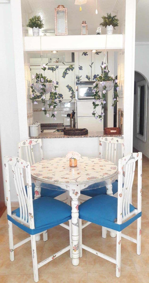 2 soverom Leilighet til salgs i Torrevieja med svømmebasseng - € 125 000 (Ref: 10030573)