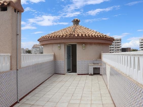 4 soverom Villa til salgs i La Manga del Mar Menor med svømmebasseng garasje - € 700 000 (Ref: 10030581)