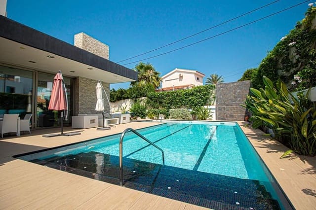 6 bedroom Villa for sale in Albir, Alfaz del Pi / L'Alfàs del Pi with pool garage - € 2,100,000 (Ref: 10030582)