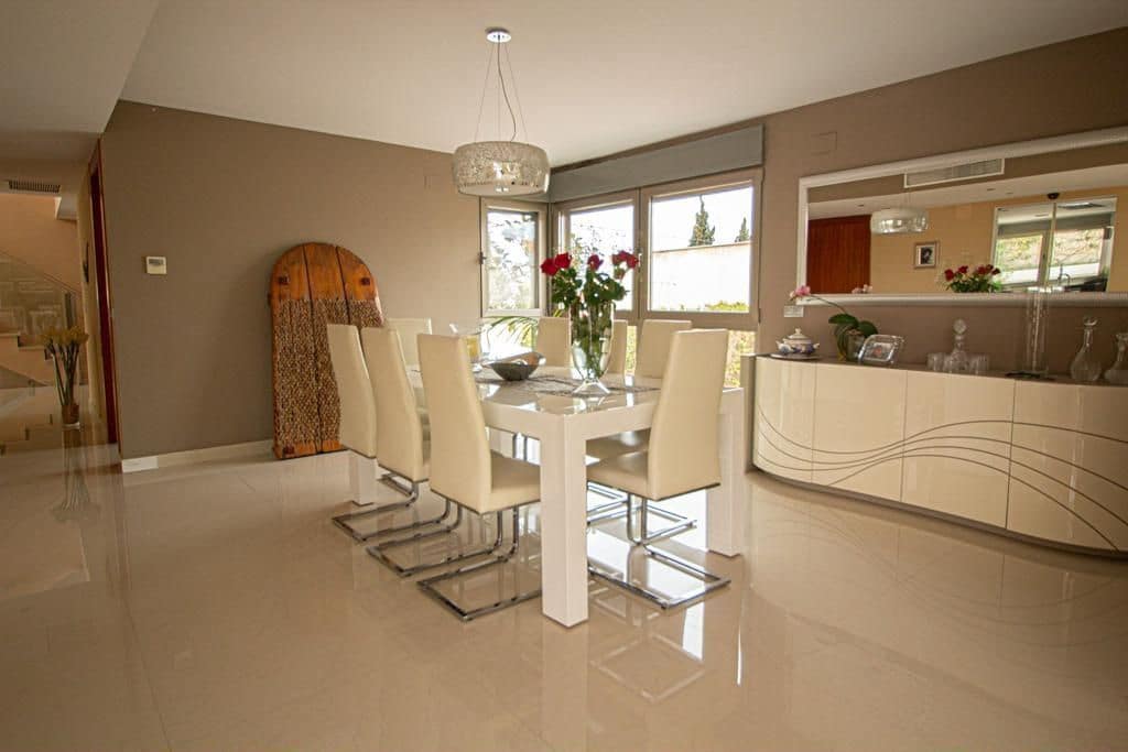 6 bedroom Villa for sale in Albir with pool garage - € 2,100,000 (Ref: 10030582)