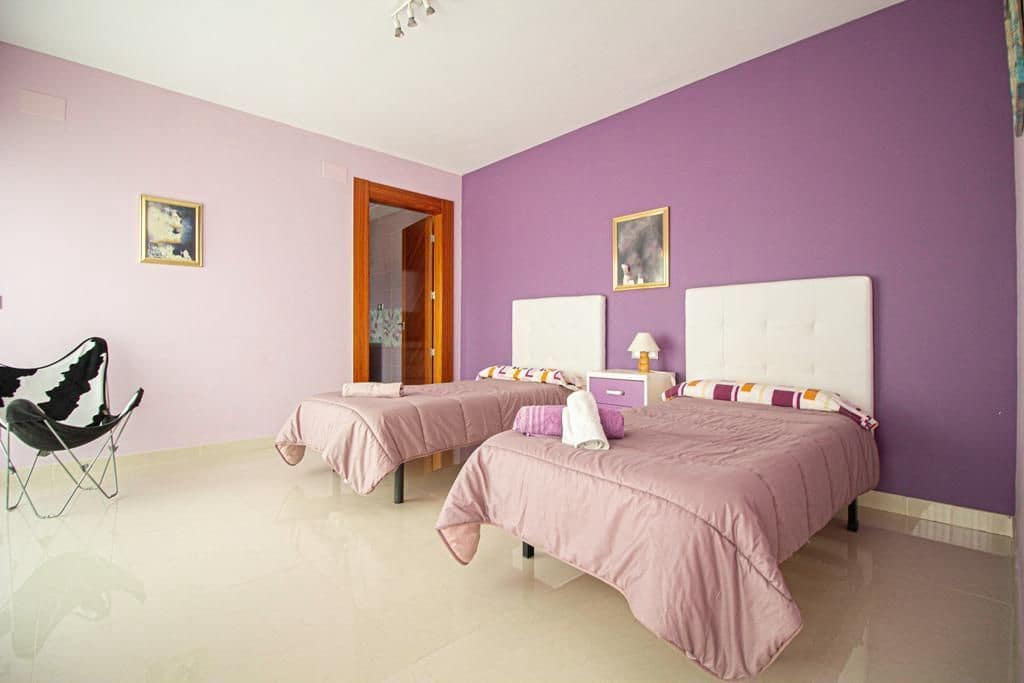 6 bedroom Villa for sale in Albir with pool garage - € 2,100,000 (Ref: 10030582)