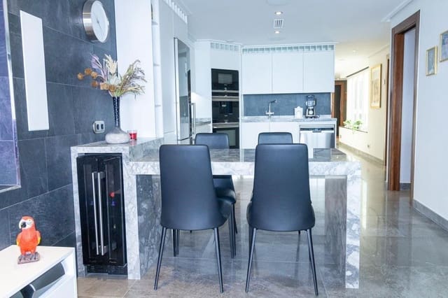 2 soverom Leilighet til salgs i Playa del Cura, Torrevieja - € 430 000 (Ref: 10030583)