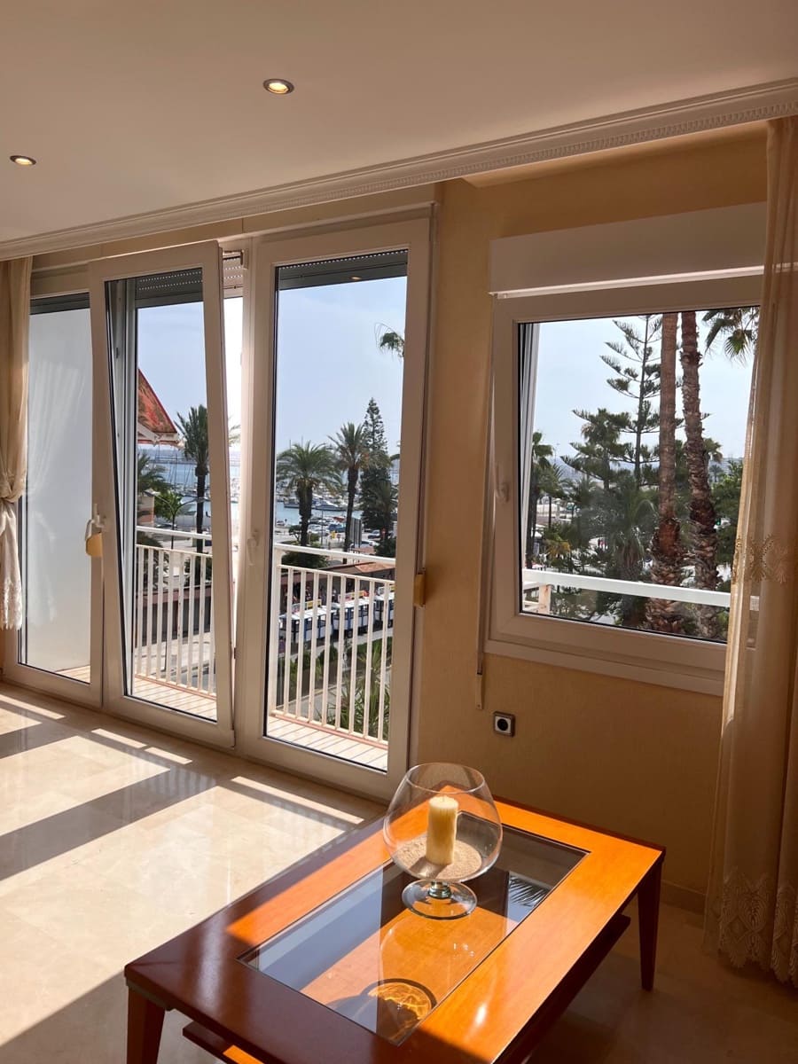 2 bedroom Apartment for sale in Torrevieja - € 550,000 (Ref: 10030586)