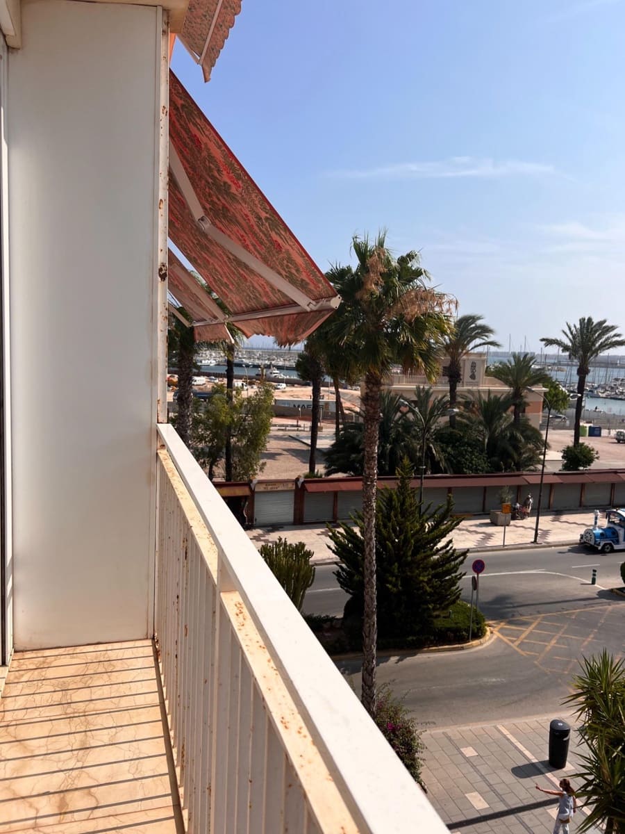 2 bedroom Apartment for sale in Torrevieja - € 550,000 (Ref: 10030586)
