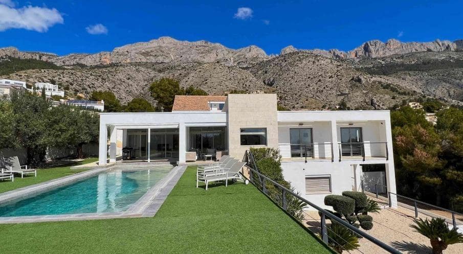3 sovrum Villa till salu i Altea la Vella med pool garage - 1 390 000 € (Ref: 10030589)