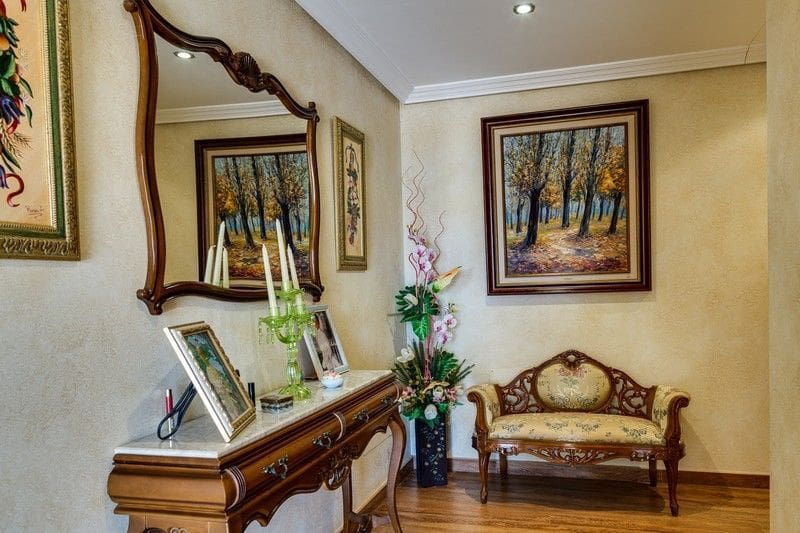 4 Zimmer Villa zu verkaufen in Los Montesinos mit Pool Garage - 1.050.000 € (Ref: 10030591)