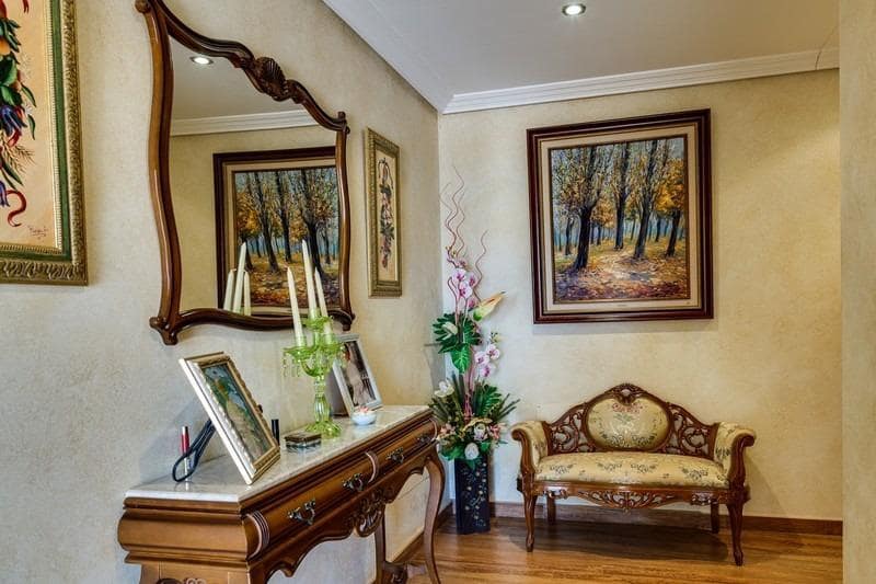 4 Zimmer Villa zu verkaufen in Los Montesinos mit Pool Garage - 1.050.000 € (Ref: 10030593)