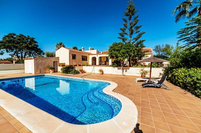 4 bedroom Villa for sale in Los Montesinos with pool garage - € 1,050,000 (Ref: 10030593)