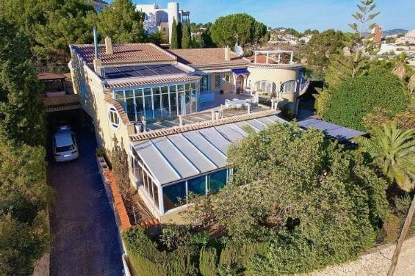 6 chambre Villa/Maison à vendre à Calpe / Calp avec piscine garage - 1 200 000 € (Ref: 10030594)
